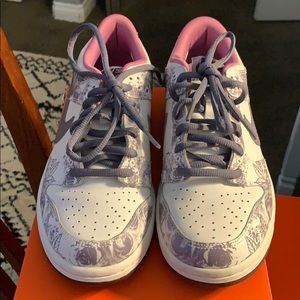 Women’s Nike dunk low premium